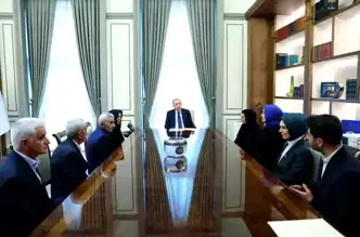 Erdoğan, İkiyaka Katliamı Mağdurlarını Ziyaret Etti