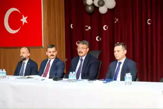 Vali, Muhtarlarla Buluştu: Birlik ve Beraberlik Vurgusu