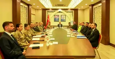 Hakkari'de 289 Aranan Şahıs Yakalandı