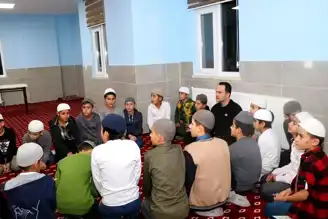 Kaymakam Demirci, Regaip Kandilinde Kur'an Kursu Öğrencileriyle Buluştu