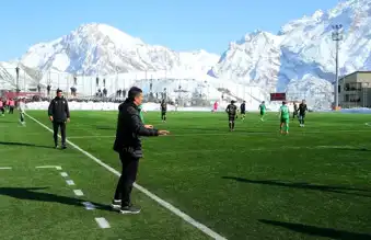 Hakkari'den İmparator: İki İş Bir Arada!