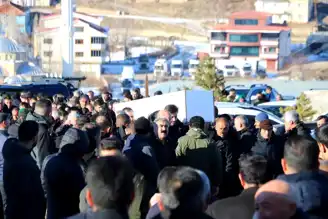 Ruhsatsız Tüfek Kazası: 16 Yaşındaki Berat Işık Hayatını Kaybetti