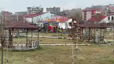 Soğuk Havalar Yüksekova Parklarını Boş Bıraktı