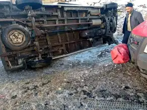Yüksekova'da Öğretmen Servisi Kazası: 12 Yaralı