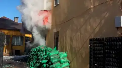 Yüksekova'da Yangın: 7 Kişi Kurtarıldı