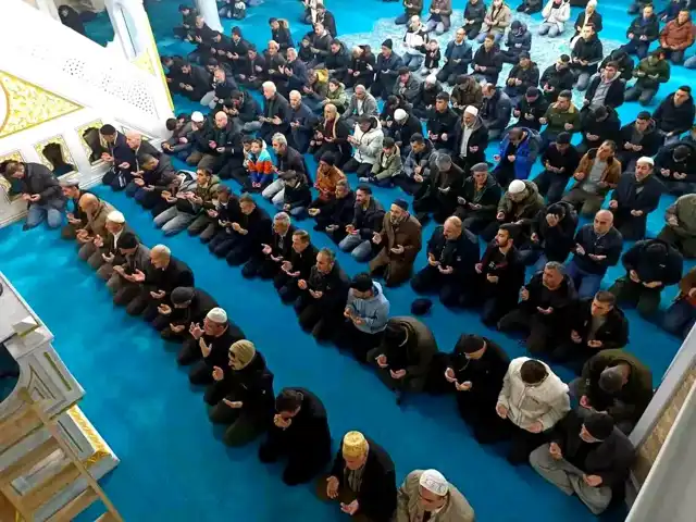 Hakkari'de Berat Kandili Coşkusu