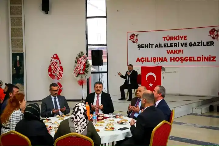 Hakkari'ye Şehit Aileleri ve Gaziler Vakfı Şubesi