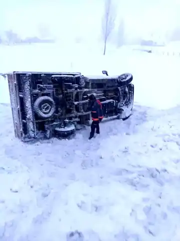 Yüksekova'da Kar Kazası: 3 Yaralı