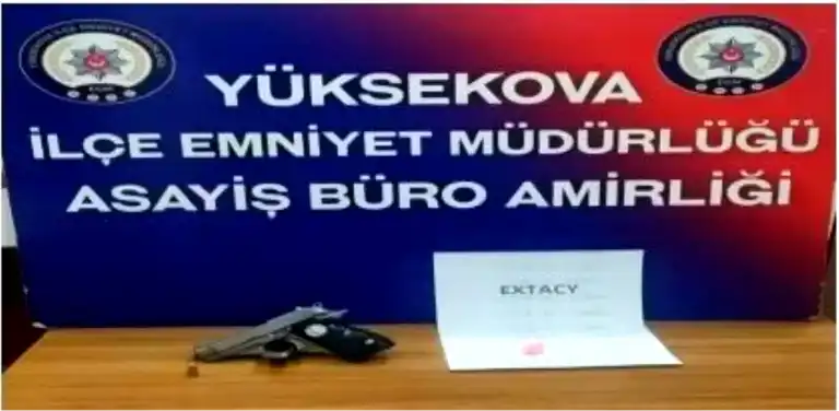Yüksekova'da Silah ve Uyuşturucu Operasyonu